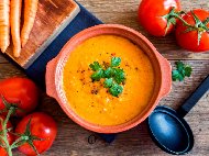 Крем супа от домати, моркови и резене (див копър, фенел)
